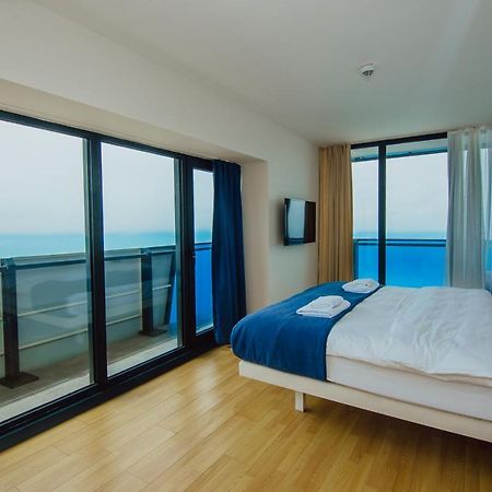 Premium Aparthotel With Sea View บาทูมิ ภายนอก รูปภาพ