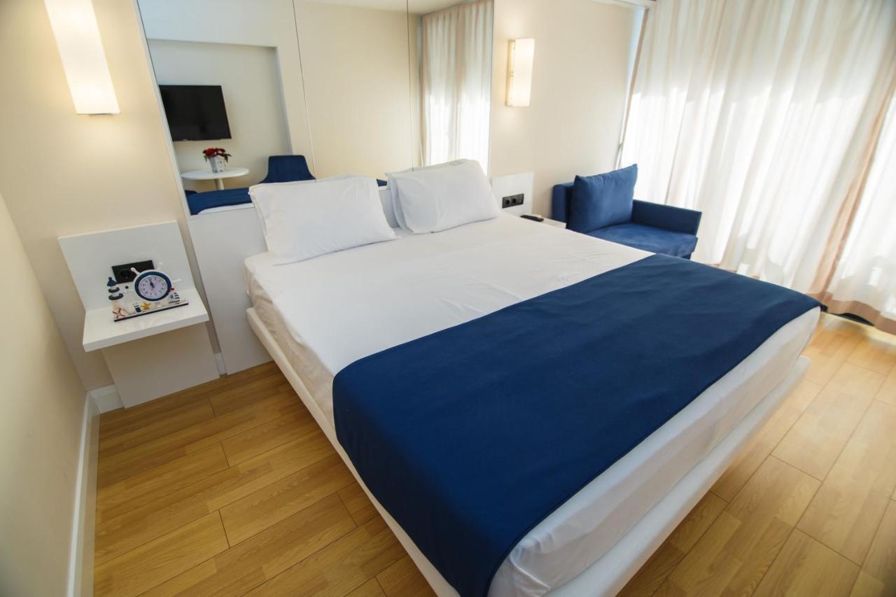 Premium Aparthotel With Sea View บาทูมิ ภายนอก รูปภาพ