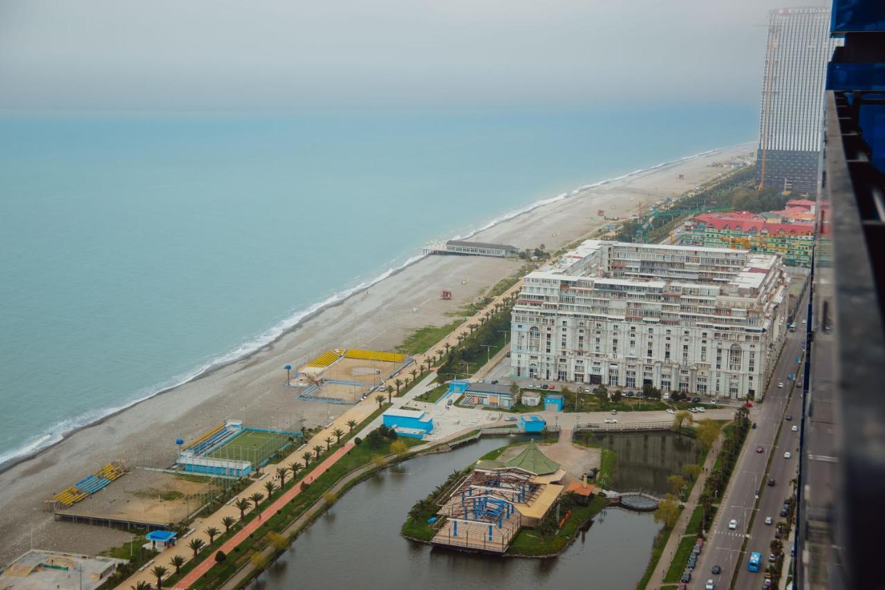 Premium Aparthotel With Sea View บาทูมิ ภายนอก รูปภาพ