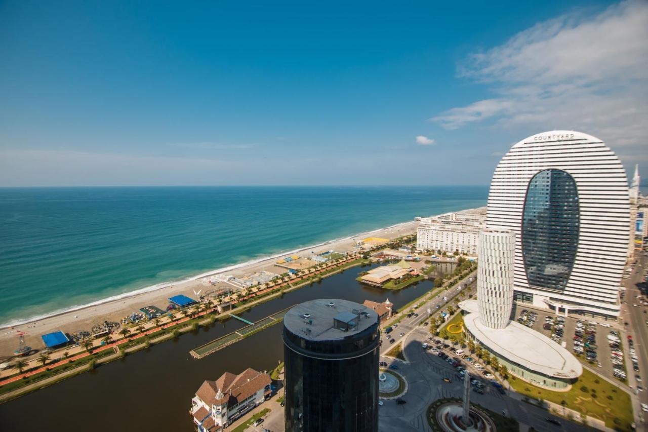 Premium Aparthotel With Sea View บาทูมิ ภายนอก รูปภาพ