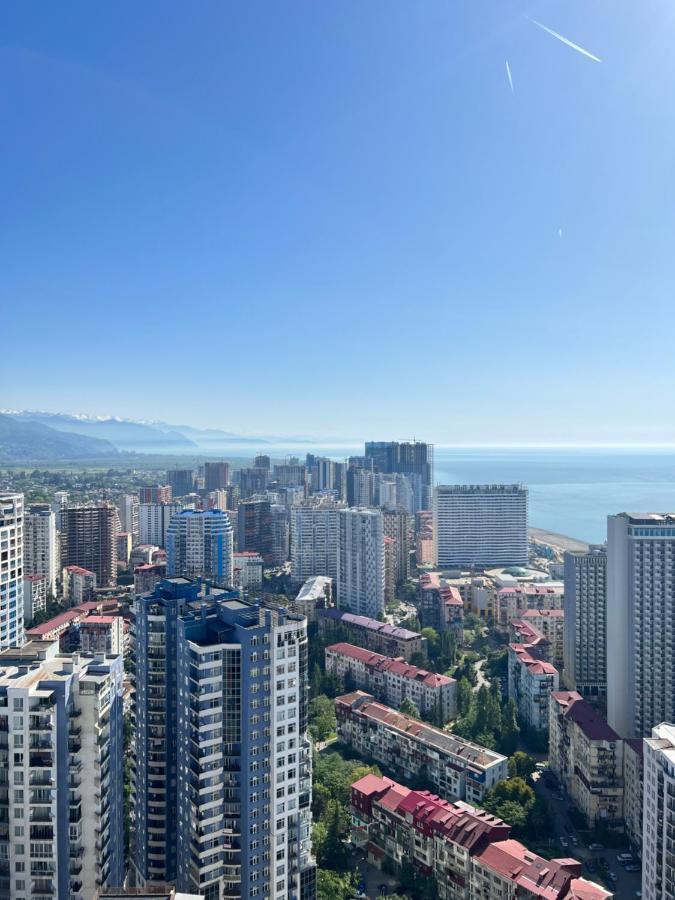Premium Aparthotel With Sea View บาทูมิ ภายนอก รูปภาพ