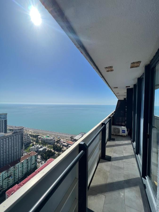 Premium Aparthotel With Sea View บาทูมิ ภายนอก รูปภาพ